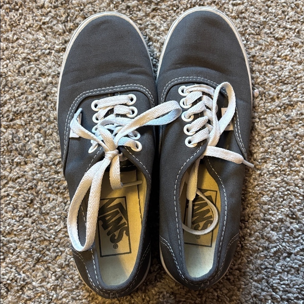 Vans - Picture 7 of 7